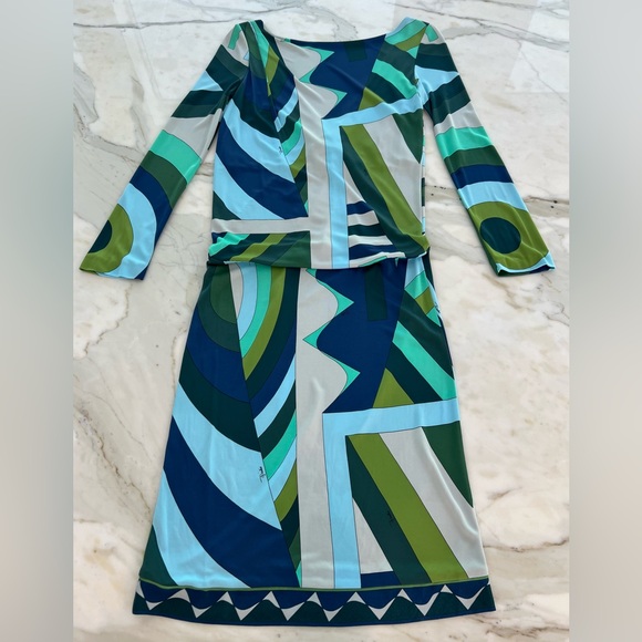 EMILIO PUCCI GREEN MULTI ICONIC PRINT CONVERTIBLE DRESS SIZE IT 42 / US 8 NWOTS! - Picture 4 of 17